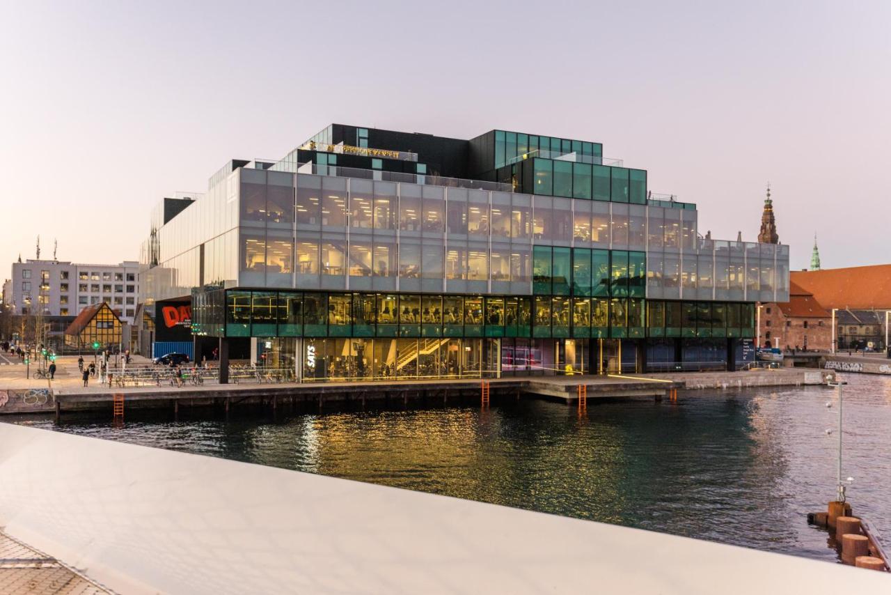 Luxury Harbourfront Penthouse With Private Rooftop コペンハーゲン エクステリア 写真