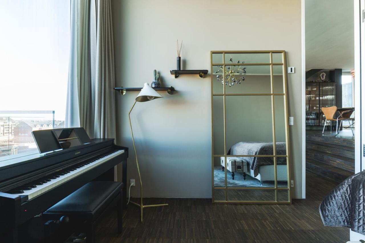 Luxury Harbourfront Penthouse With Private Rooftop コペンハーゲン エクステリア 写真