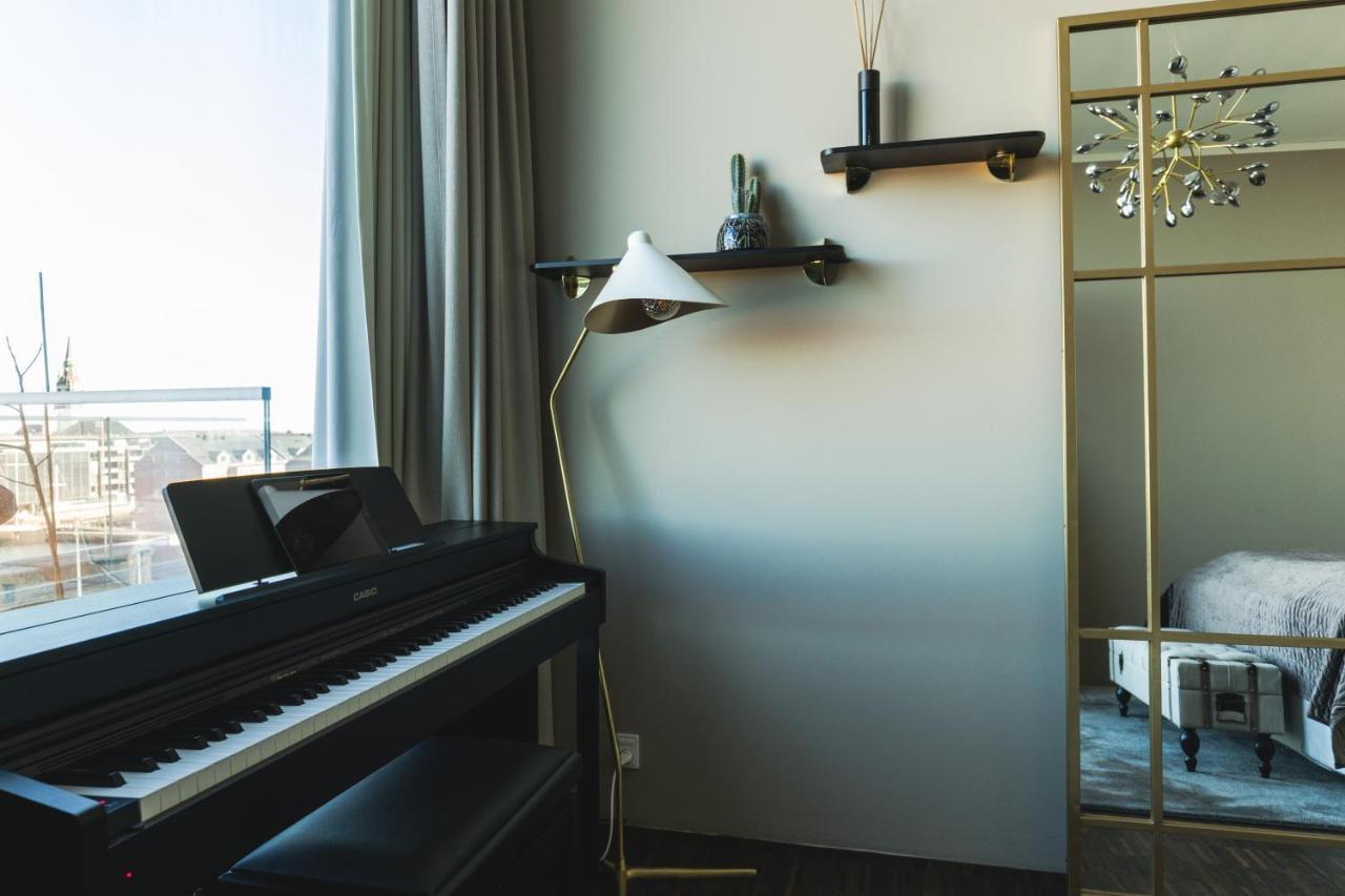 Luxury Harbourfront Penthouse With Private Rooftop コペンハーゲン エクステリア 写真